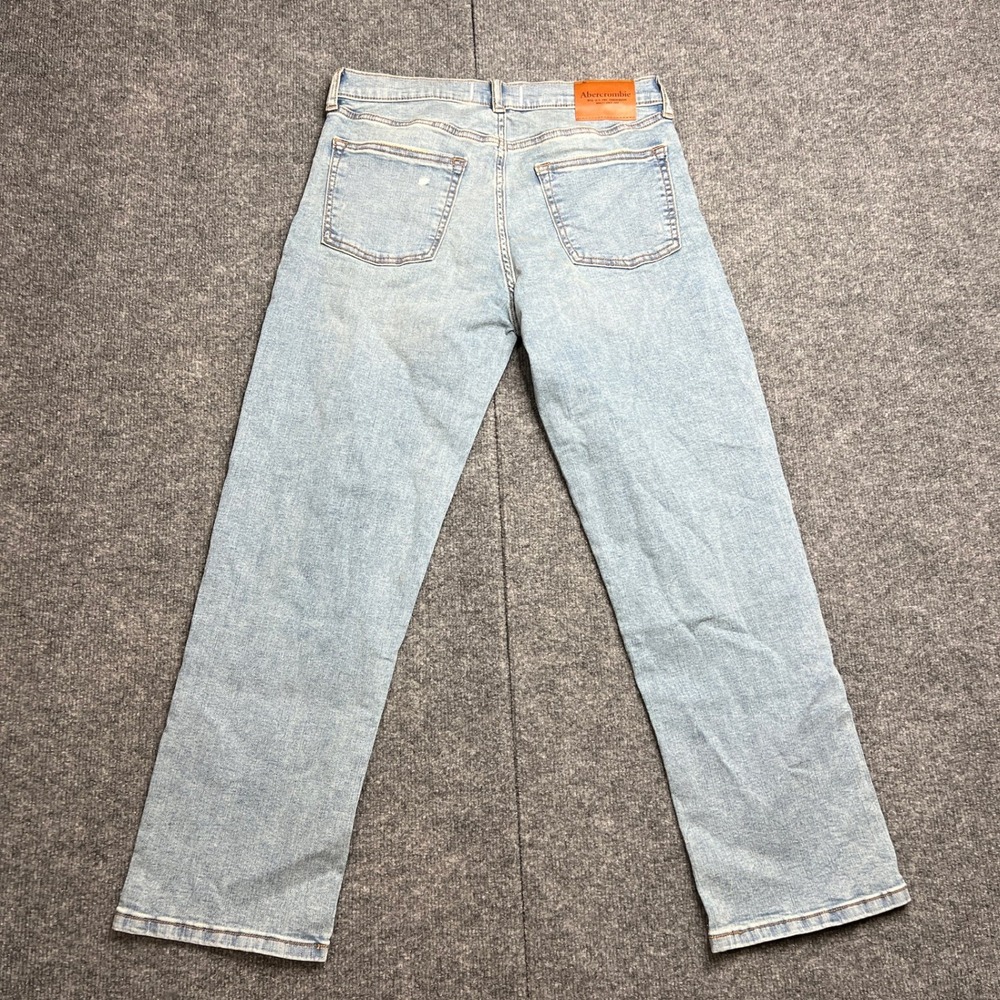 NWT Abercrombie Kids Straight Jeans Size 15/16 Short Light Wash Distressed‎ Blue - Picture 2 of 15